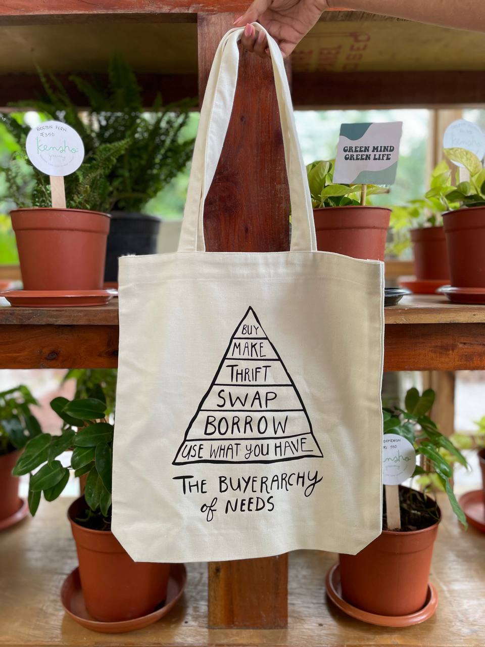 TOTE BAGS