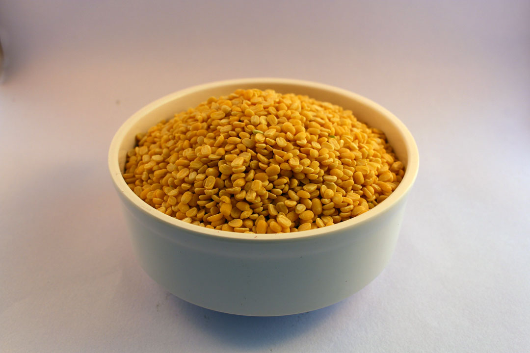 Moong Dal/Split Green Gram (Skinless)